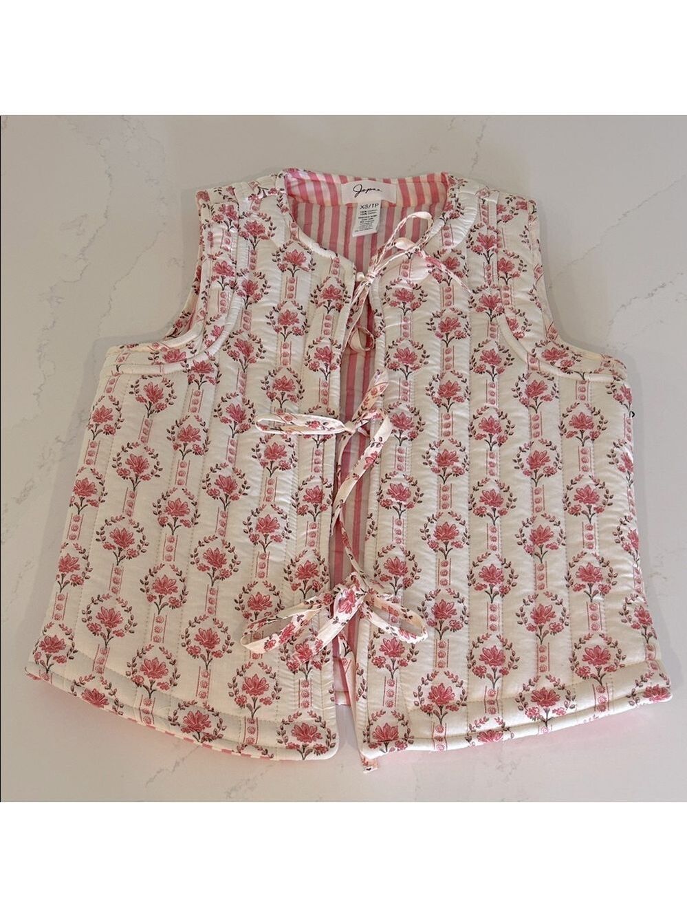 Japna Floral Quilted Vest with Ties Bows Size XS